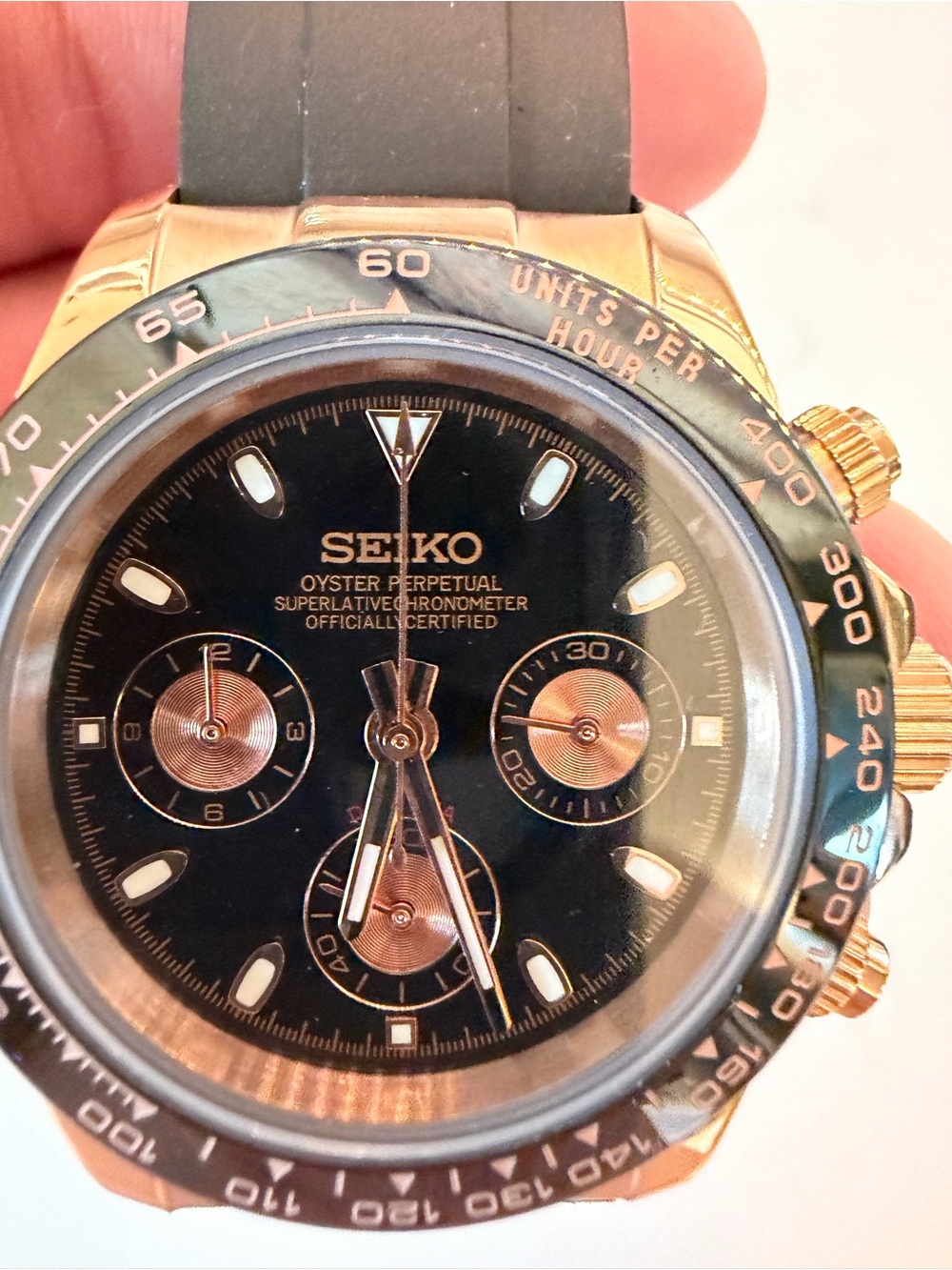 Seiko MOD Rose Gold Daytona Chronograph with oyster flex band. 40mm